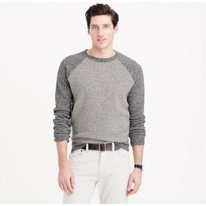 J.Crew Black Label Mens Lambswool Gray Chevron Pullover Knit Sweater Size Medium